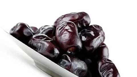 تصویر 1 از خرما مضافتی ساده با کیفیت طبیعی و دانه های دستچین شده